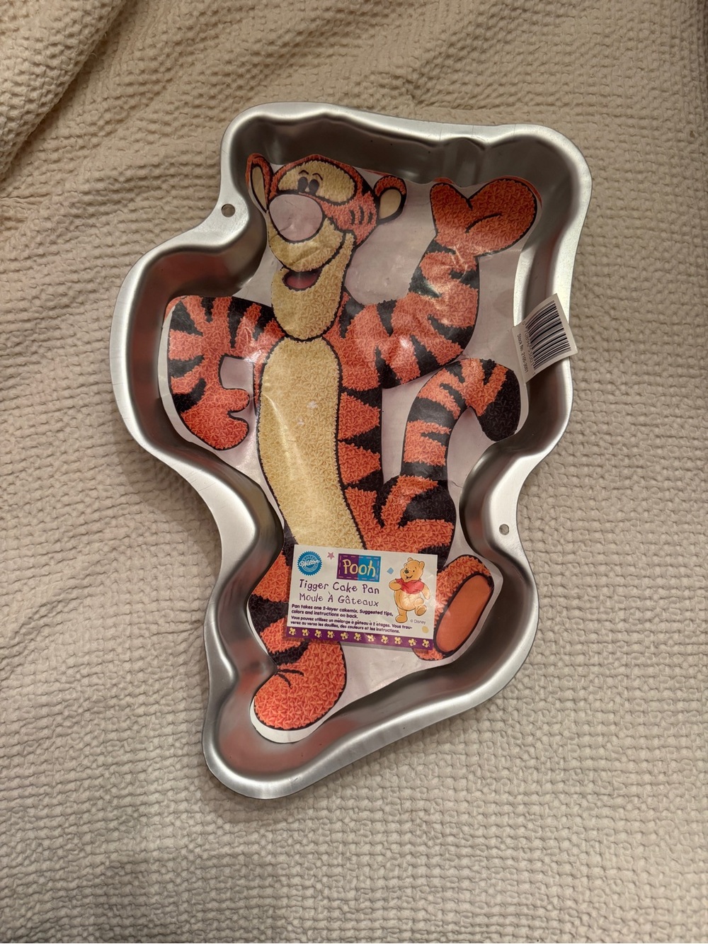 Wilton Silver Tigger Character Cake Pan